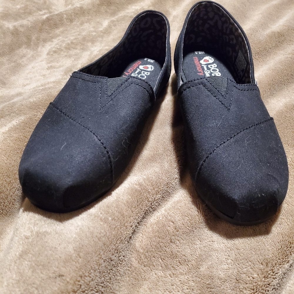 Skechers Bobs - Black NWOT